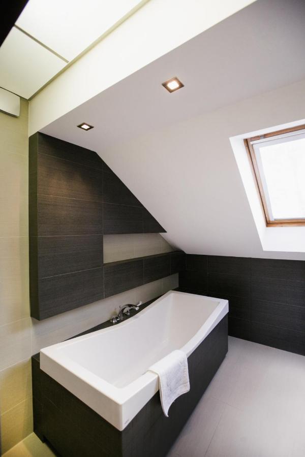 Hotel Inter Bielany Wrocławskie Εξωτερικό φωτογραφία