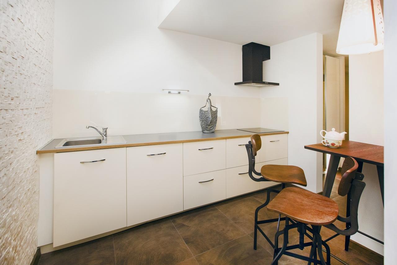 Hotel Inter Bielany Wrocławskie Εξωτερικό φωτογραφία